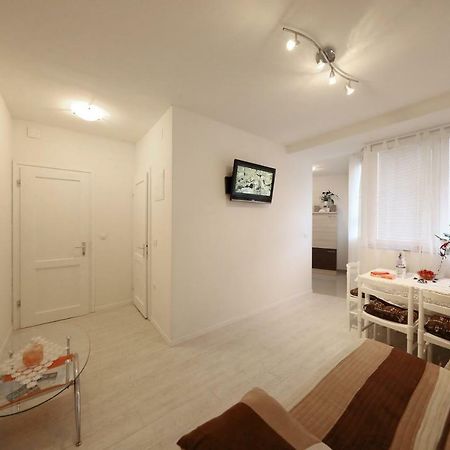 Apartment Luci Zara Esterno foto