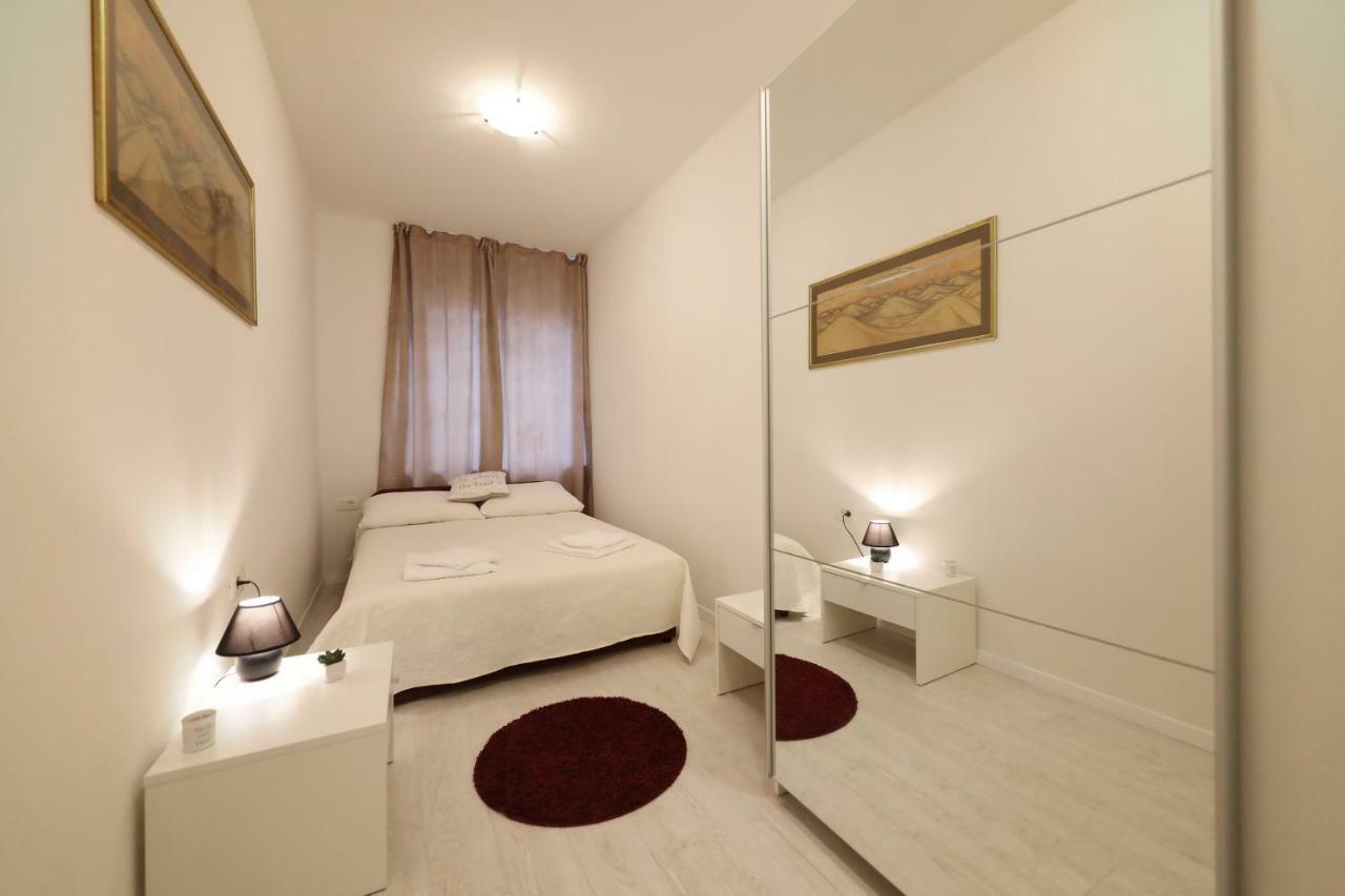 Apartment Luci Zara Esterno foto